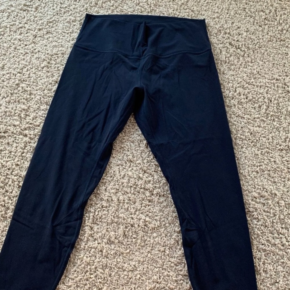 Lululemon align crop 23” NWOT true navy